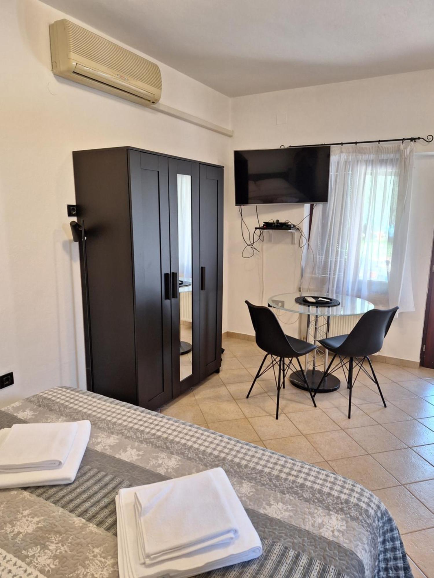 Apartments Reinic Novigrad Istria エクステリア 写真
